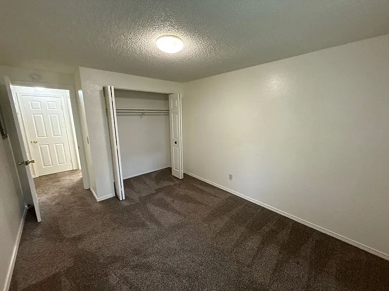The Firs Apartments — Photo 28