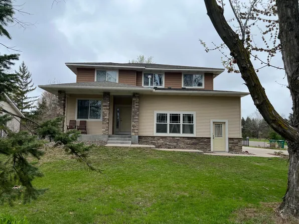 2895 Thunder Bay Ct, Little Canada, MN 55117