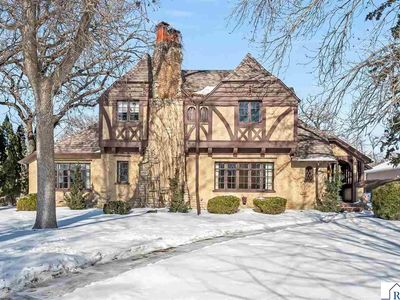 126 W 2nd St, Blue Earth, MN, 56013