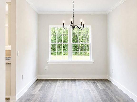 3rd image of 65 Plantation Rd