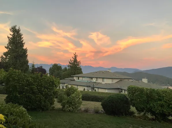 555 Eaglecrest Dr #26, Gibsons, BC V0N 1V8