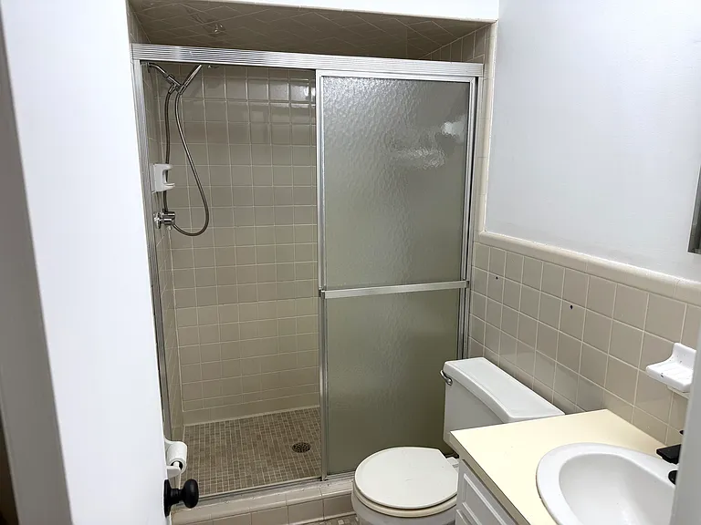 6502 Bradford Dr — Photo 11