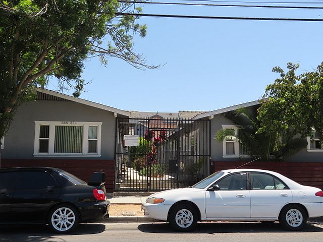 1st image of 366 Walnut Ave #372-1/2