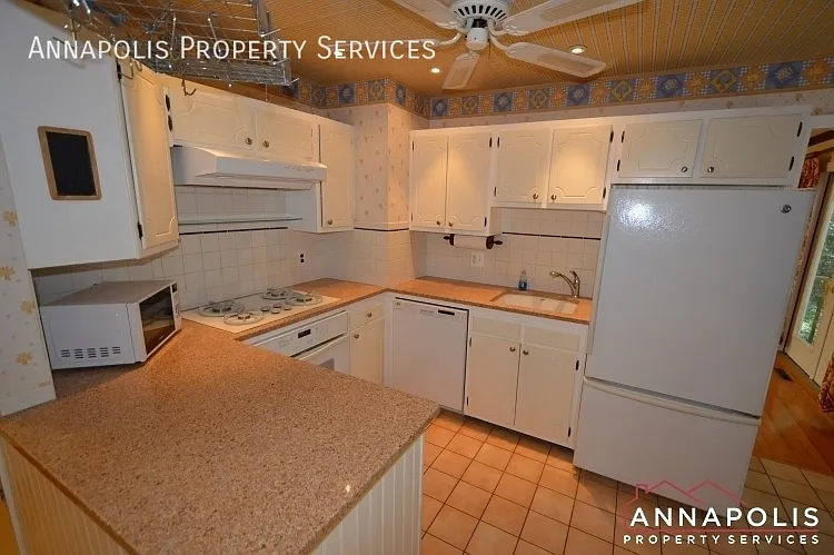 1908 Dulaney Pl — Photo 6
