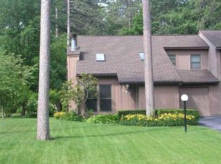 185 Arrowwood Pl, Ballston Spa, NY 12020