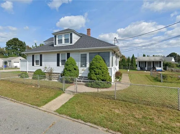 62 Manistee St, Pawtucket, RI 02861