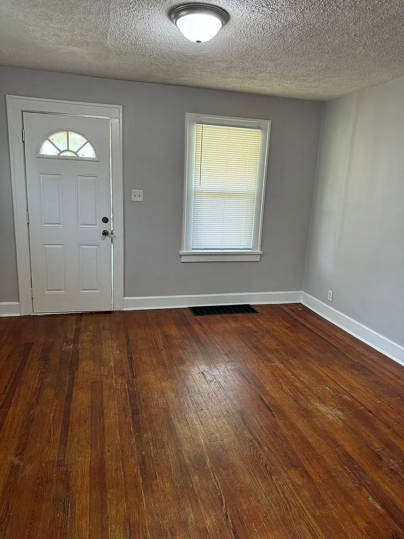 Southeast Indy - 2 BR — Photo 2
