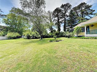 106 Gossett Dr, Hendersonville, NC 28739