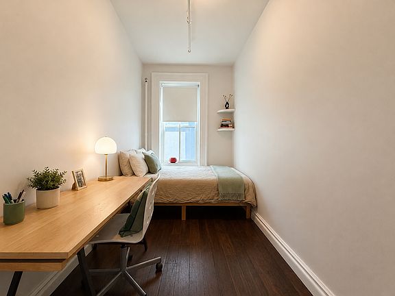 5th image of 309 E 14th St APT 2