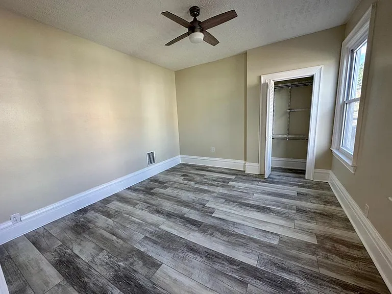 716 Southern Ave — Photo 21