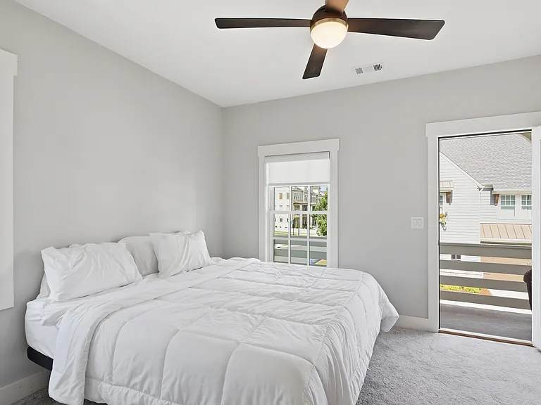 1000 Fendley St #1 — Photo 15