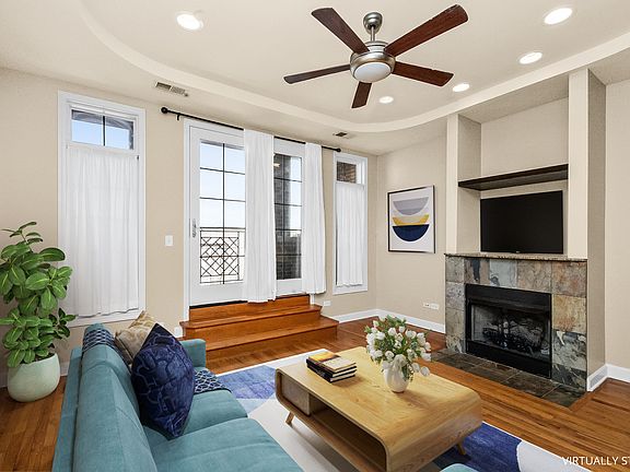 4th image of 2736 N Wolcott Ave APT 202