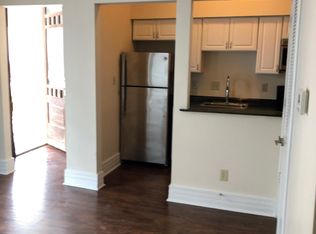 237 E 9th St APT 13, Indianapolis, IN 46204