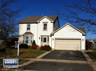 852 Blazing Star Trl, Cary, IL 60013