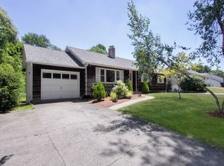155 Riverview Dr, Fishkill, NY 12524