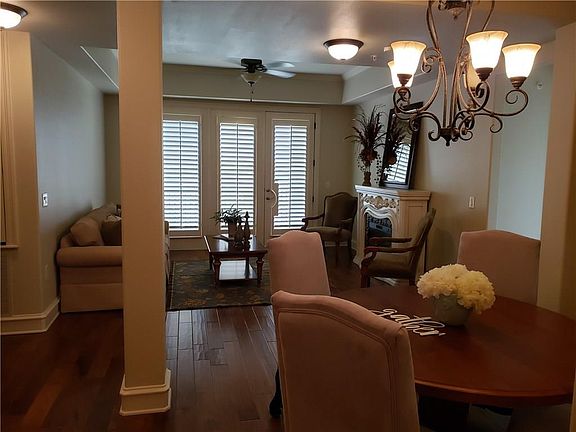 3rd image of 301 Watermere Dr APT 415