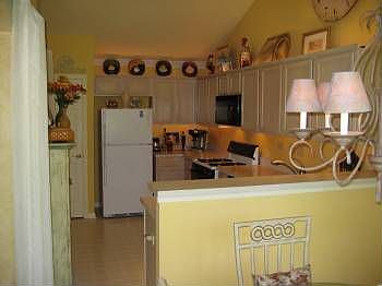 5th image of 3128 Autumn Lake Dr
