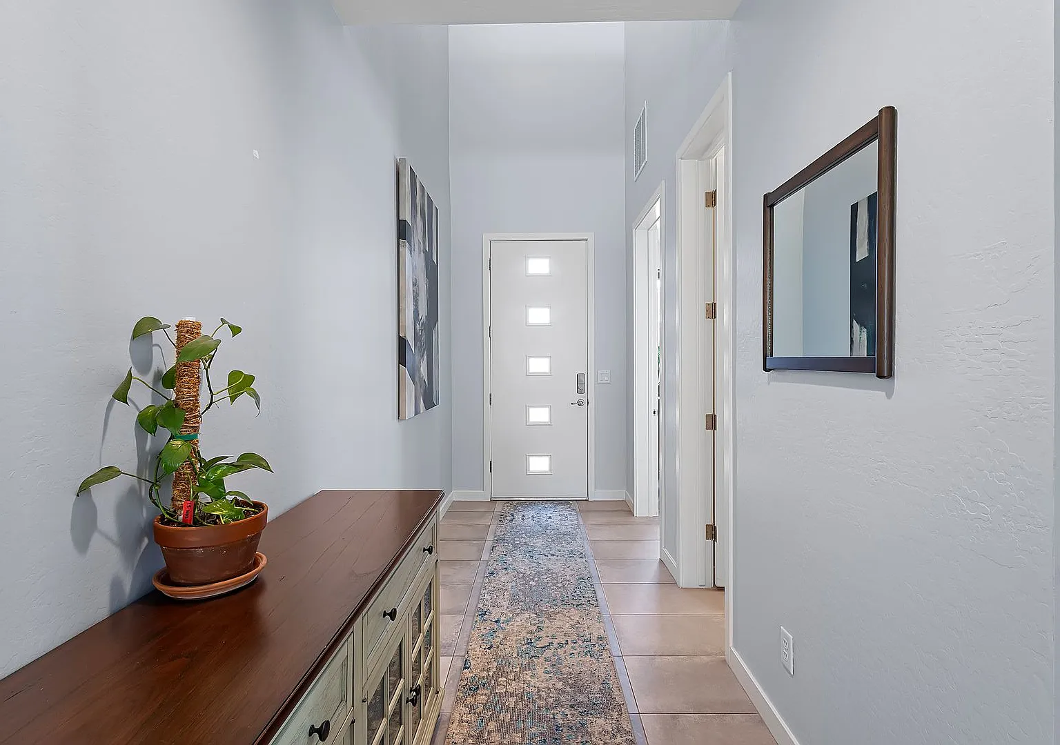 Fabulous 4 beds, Granite, Main bed down — Photo 4