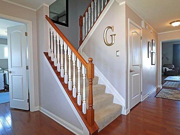 5th image of 1598 Adena Pointe Dr