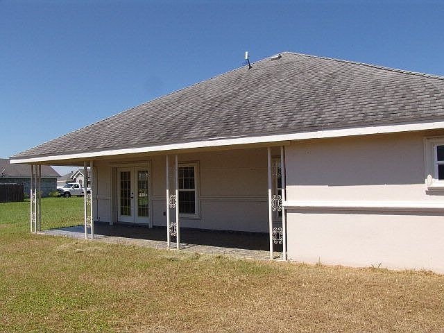 2nd image of 2004 Sage Dr