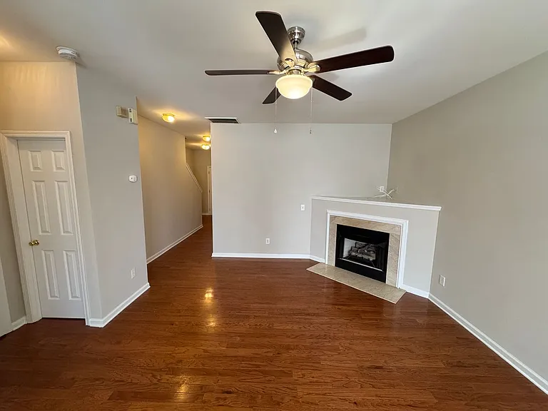 2152 Whispering Way — Photo 6