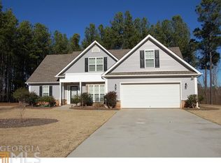 301 Richmond Dr, Social Circle, GA 30025