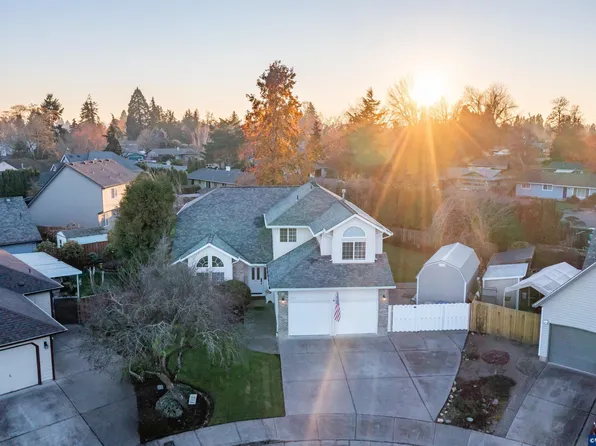 925 Scepter Ct NE, Salem, OR 97301