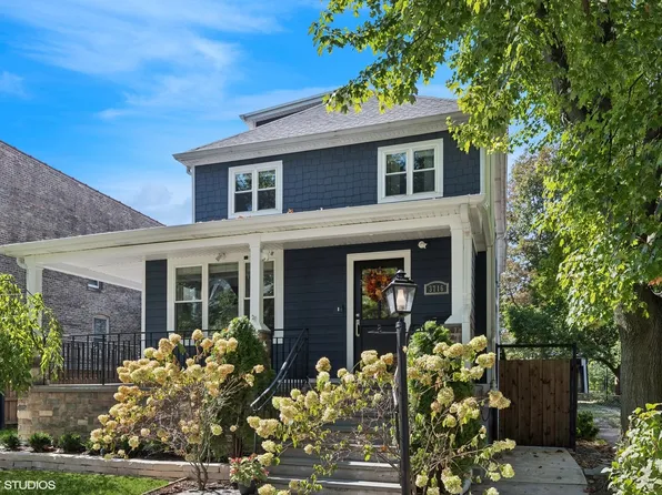 3716 N Tripp Ave, Chicago, IL 60641