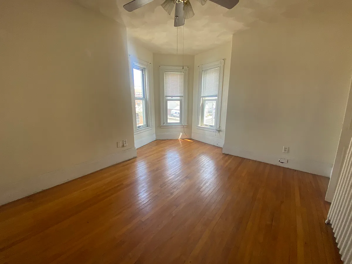 Building Photo - 314 Ferry St #2