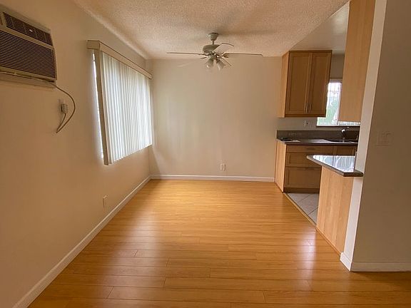 5th image of 1539 Woodruff Ave #204