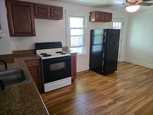 425 Mount Vernon Ave Photo 1