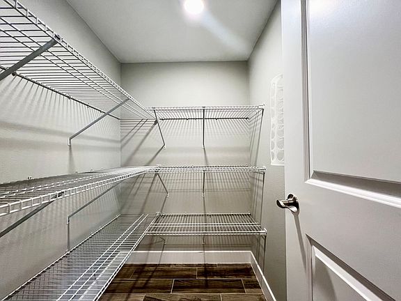 3rd image of 3265 Ennis Ct