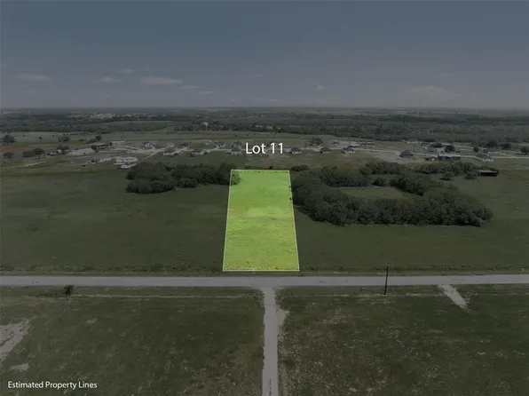 10 County Road 342, La Vernia, TX 78121
