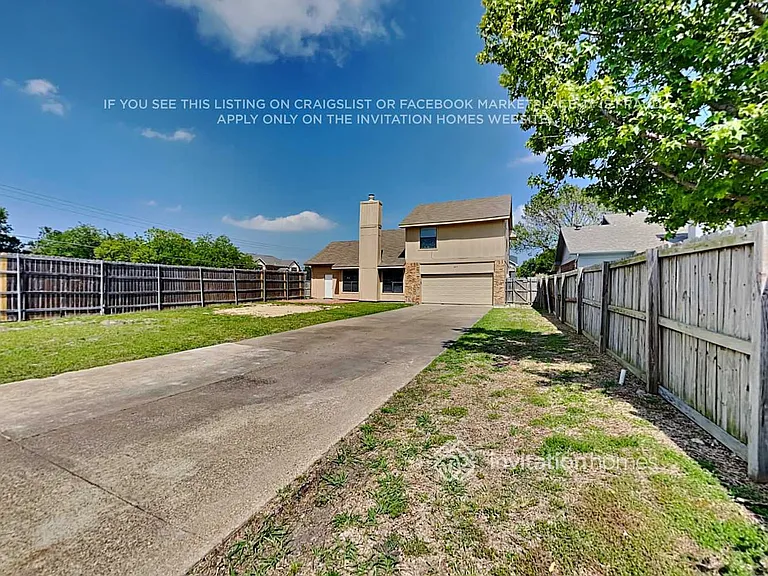 2317 Roanoke Cir — Photo 19