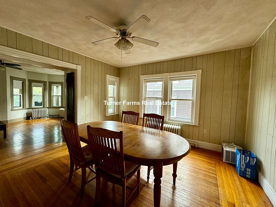 1st image of 132B George St