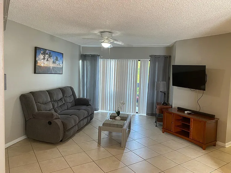 1750 N Congress Ave #403 — Photo 6
