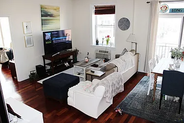 Rented by Doug McElhone LLC