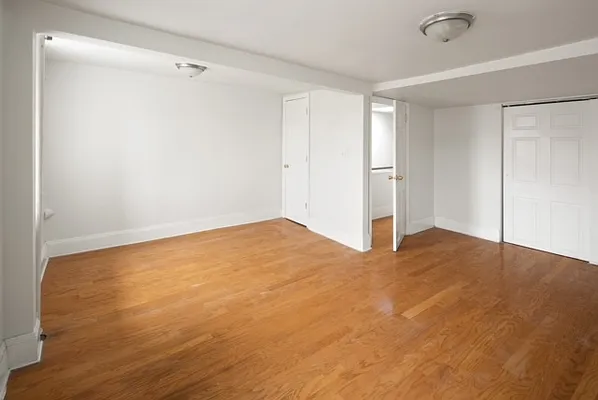 Rented by A P Realty Group NY LTD | media 40