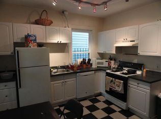 378 Washington St #2, Somerville, MA 02143