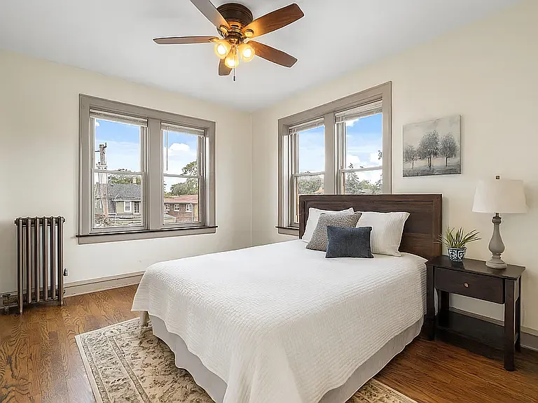 5352 W Sunnyside Ave #2 — Photo 10