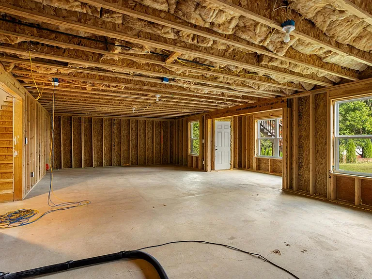 9842 Ramble Brook Ln — Photo 31