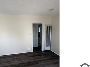 1112 1/2 W 92nd St #4, Los Angeles, CA 90044