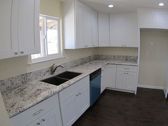 2nd image of 228 Coralwood Dr
