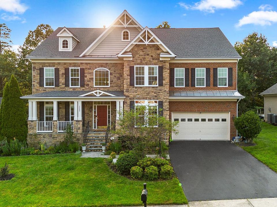 1st image of 7532 Red Hill Dr