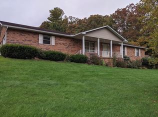 102 Sunshine Cir, Beckley, WV 25801