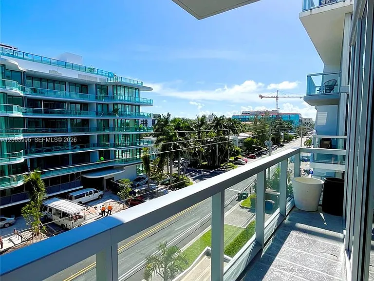 9940 W Bay Harbor Dr #5A — Photo 9
