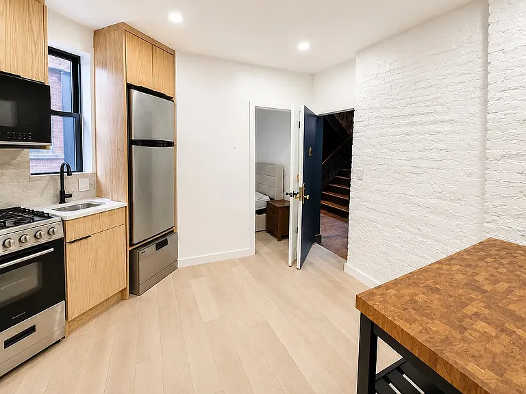 280 Mulberry St #4D — Photo 3