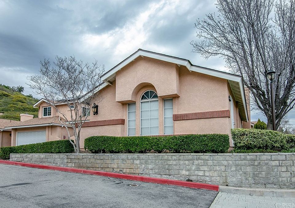 1st image of 22932 Banyan Pl Unit 321