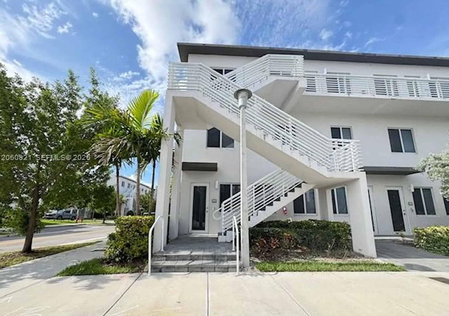 10270 NW 66th St cu-101, Doral, FL 33178 — Photo 2