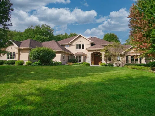 3125 Harlan Cir, Fitchburg, WI 53711